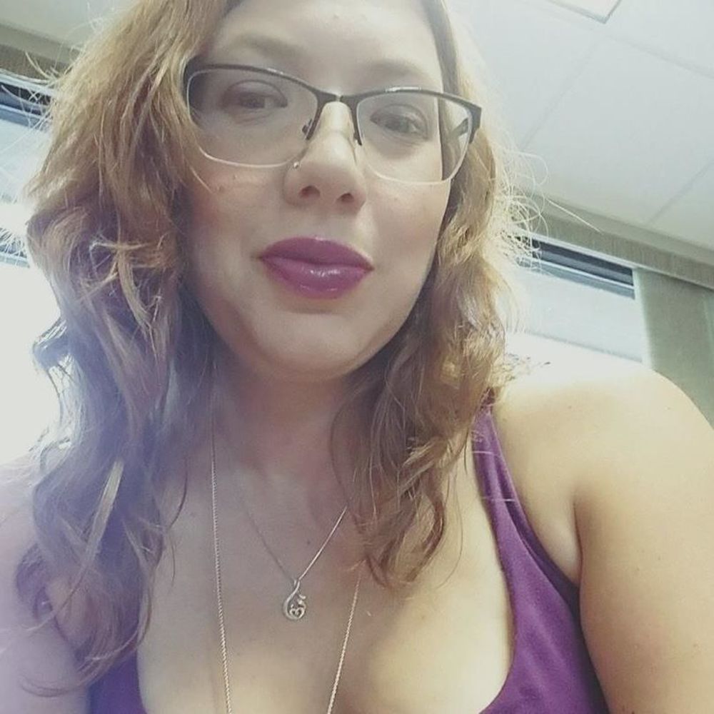 Meet your Posher, Kendra